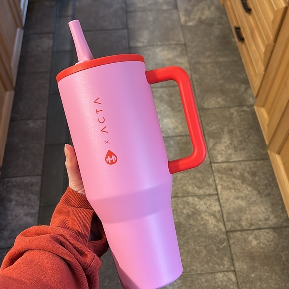 Acta x Hydrojug Strawberry Traveler 40oz - Picture 5 of 9